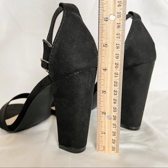 JustFab - Black Heels - Size 9 **Never Worn** - Picture 2 of 7